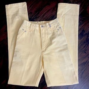 Pastel Yellow Vintage Rockies